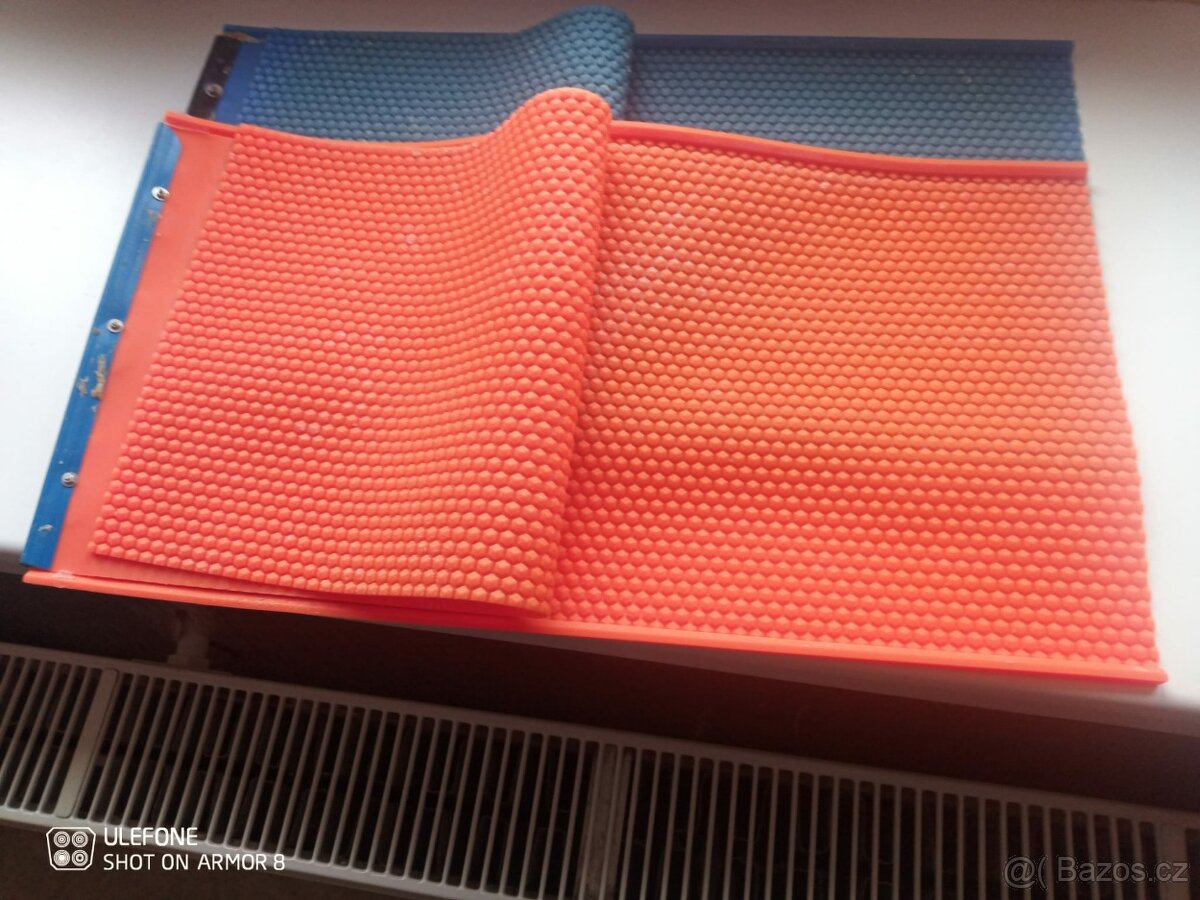 Silikonové formy pro výrobu mezistěn