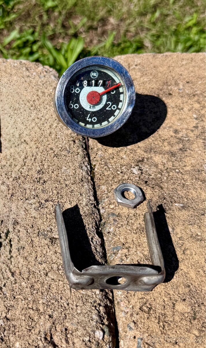 Jawa 50 pionyr - tachometr PAL