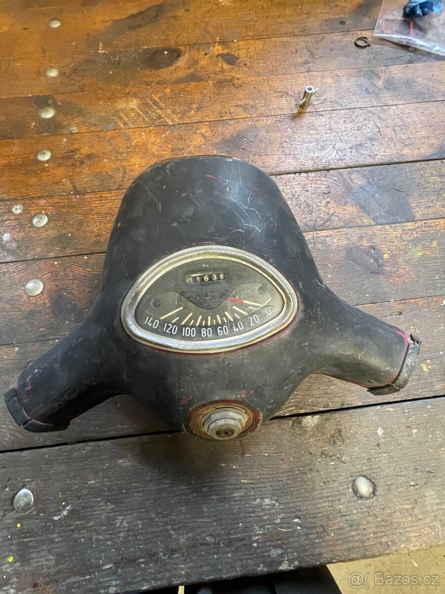 Vrchní díl masky Jawa panelka