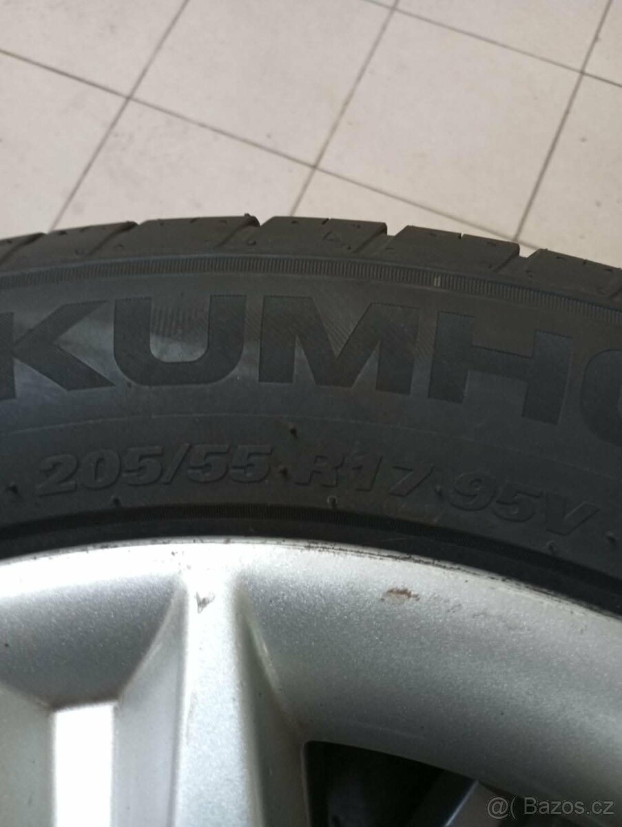 kola s letními pneumatikami