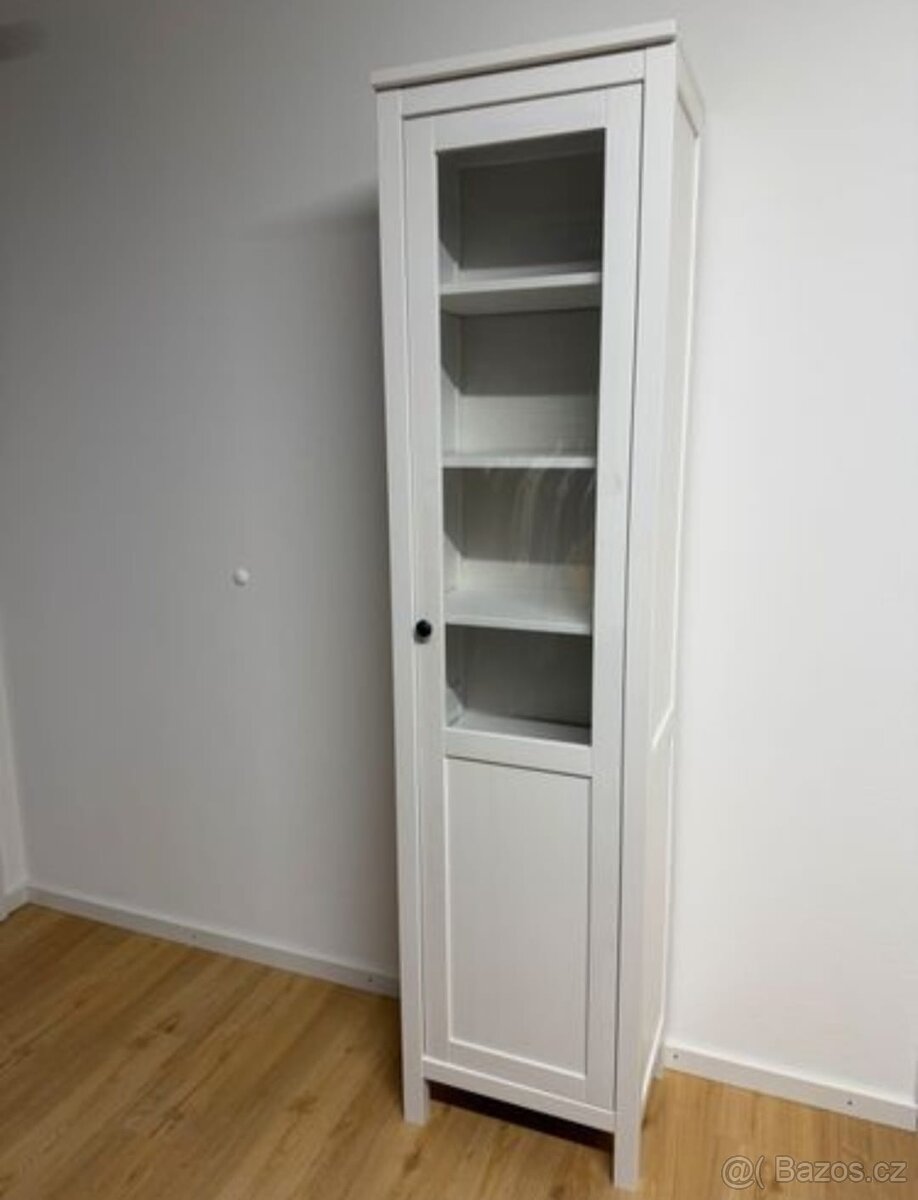 VITRÍNA IKEA HENNES