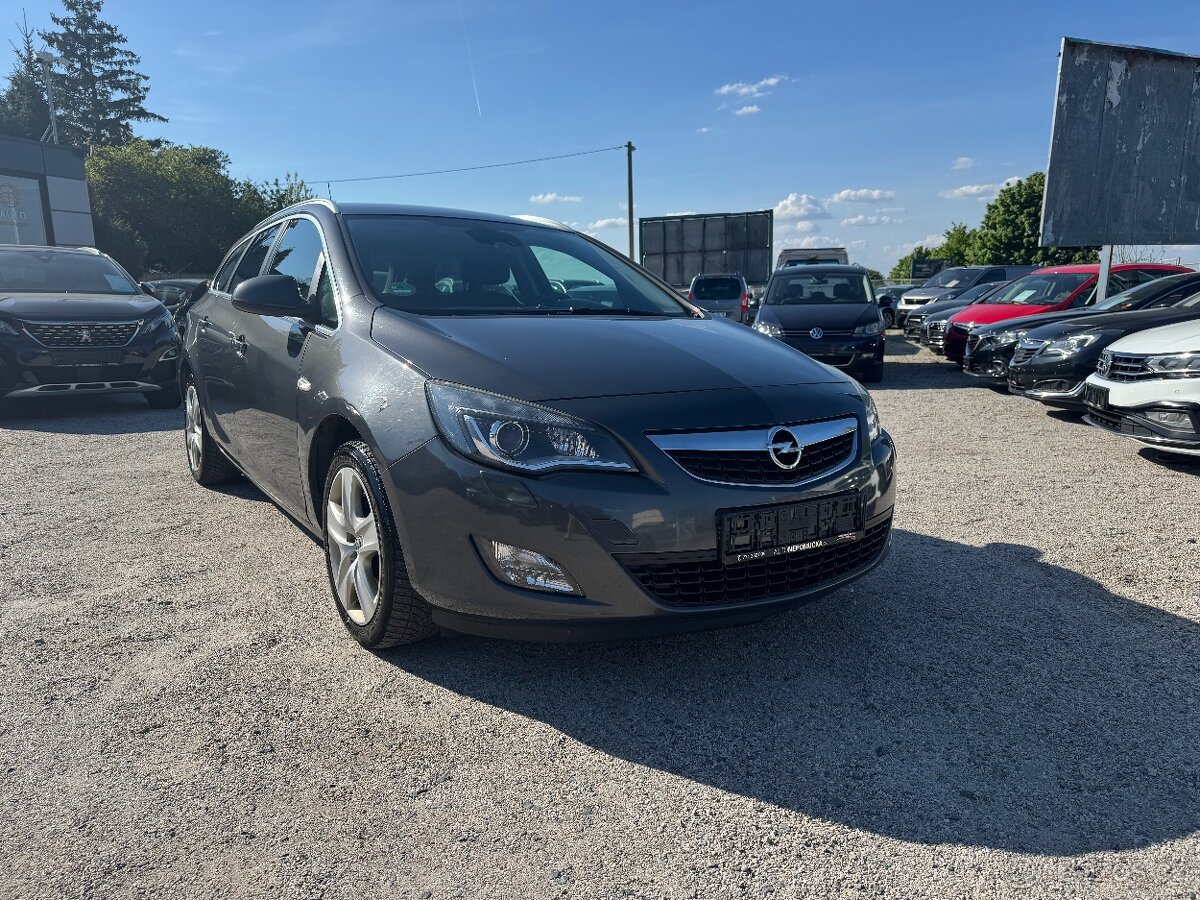 Opel Astra 2.0CDTi 121kw Automat