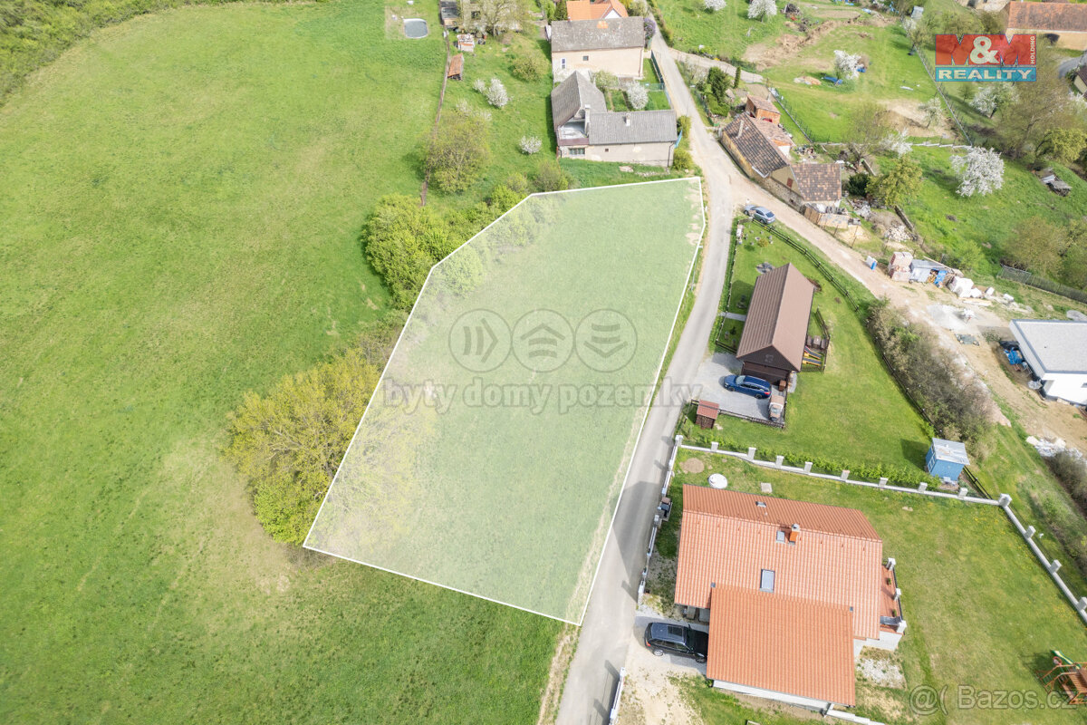 Prodej pozemku k bydlení, 1550 m², Měňany