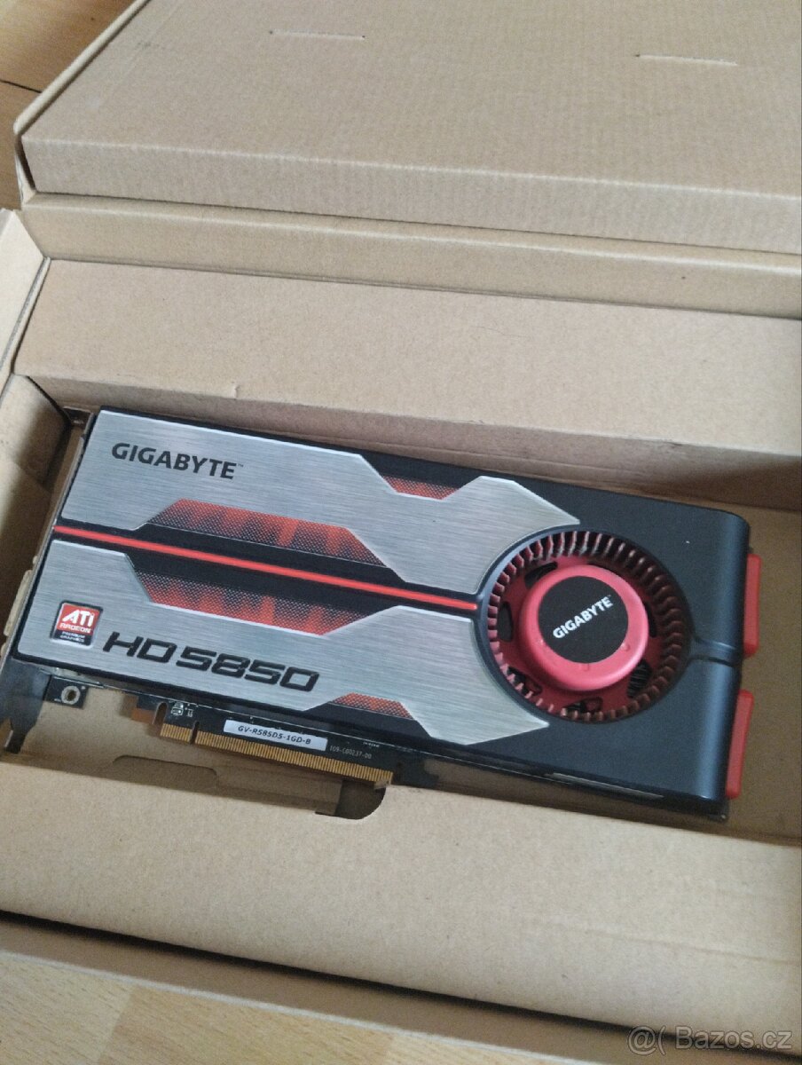 ATI Radeon HD 5850 1GB GDDR5 PCIe GV-R585D5-1GD-B