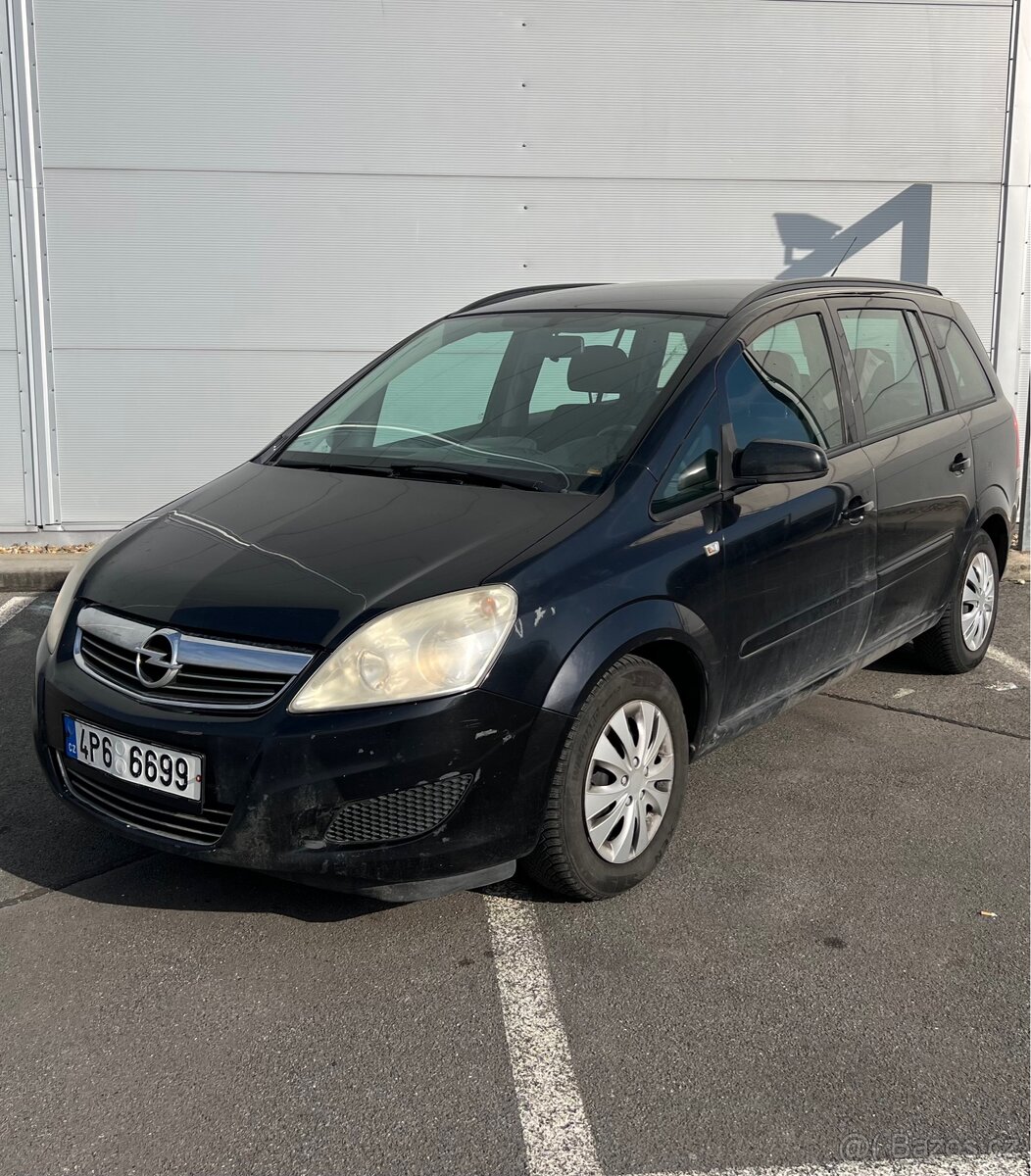 Opel Zafira 1,6 benzin 7míst