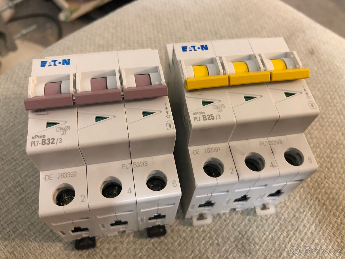 Hlavní jistič 32A / 25A ČEZ, EON, PRE