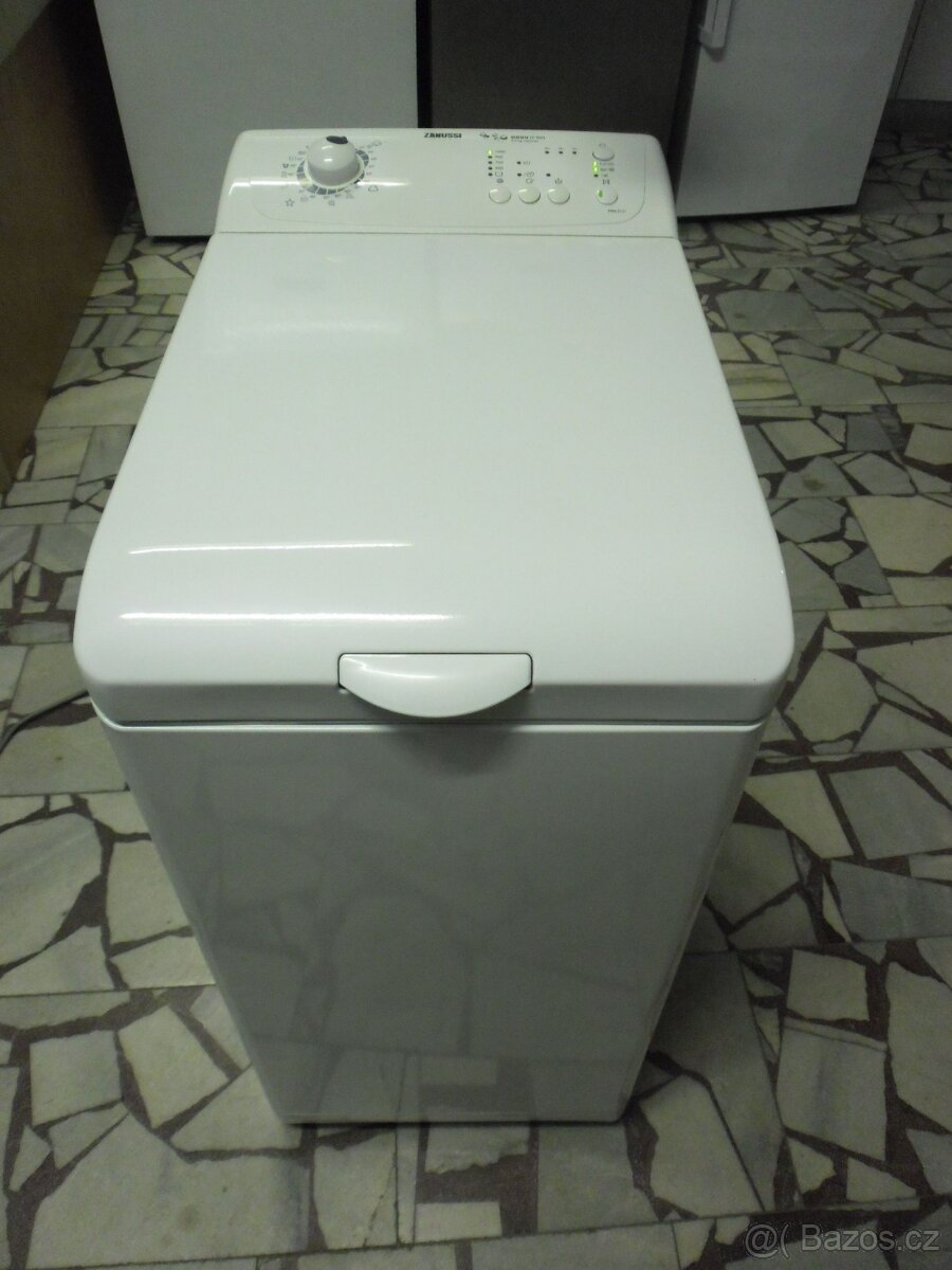 Prodáme pračku Zanussi na 5 kg prádla, horní plnění