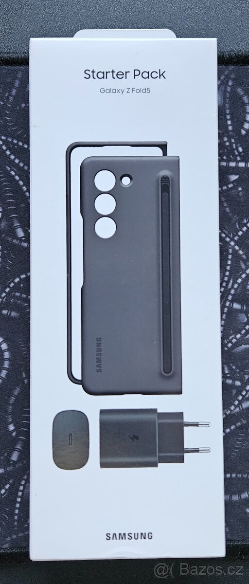 Kryt, S-Pen a nabíječka Samsung Z Fold 5