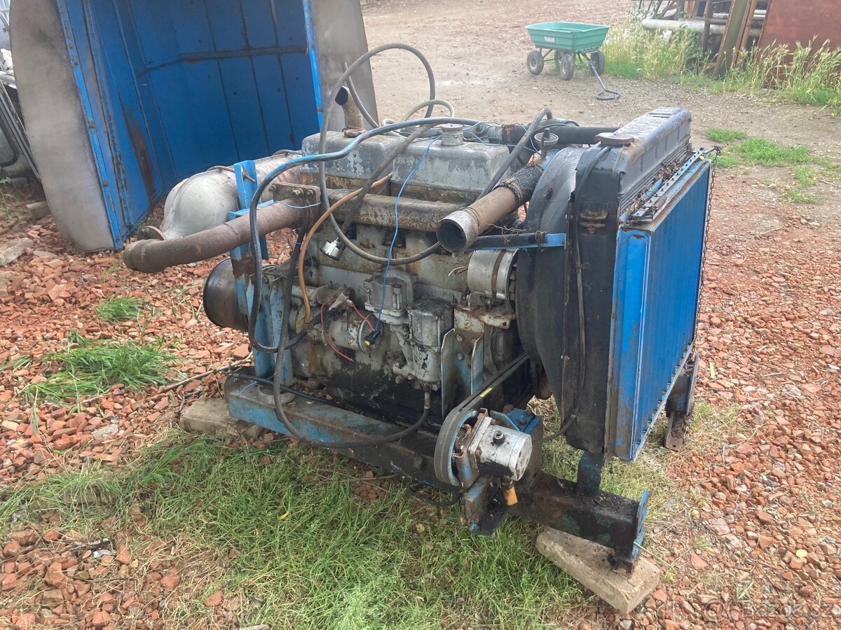 Motor na kombajn e512