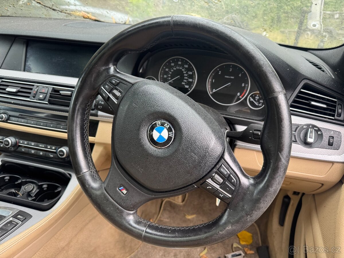 BMW F10/F11 M-Paket volant