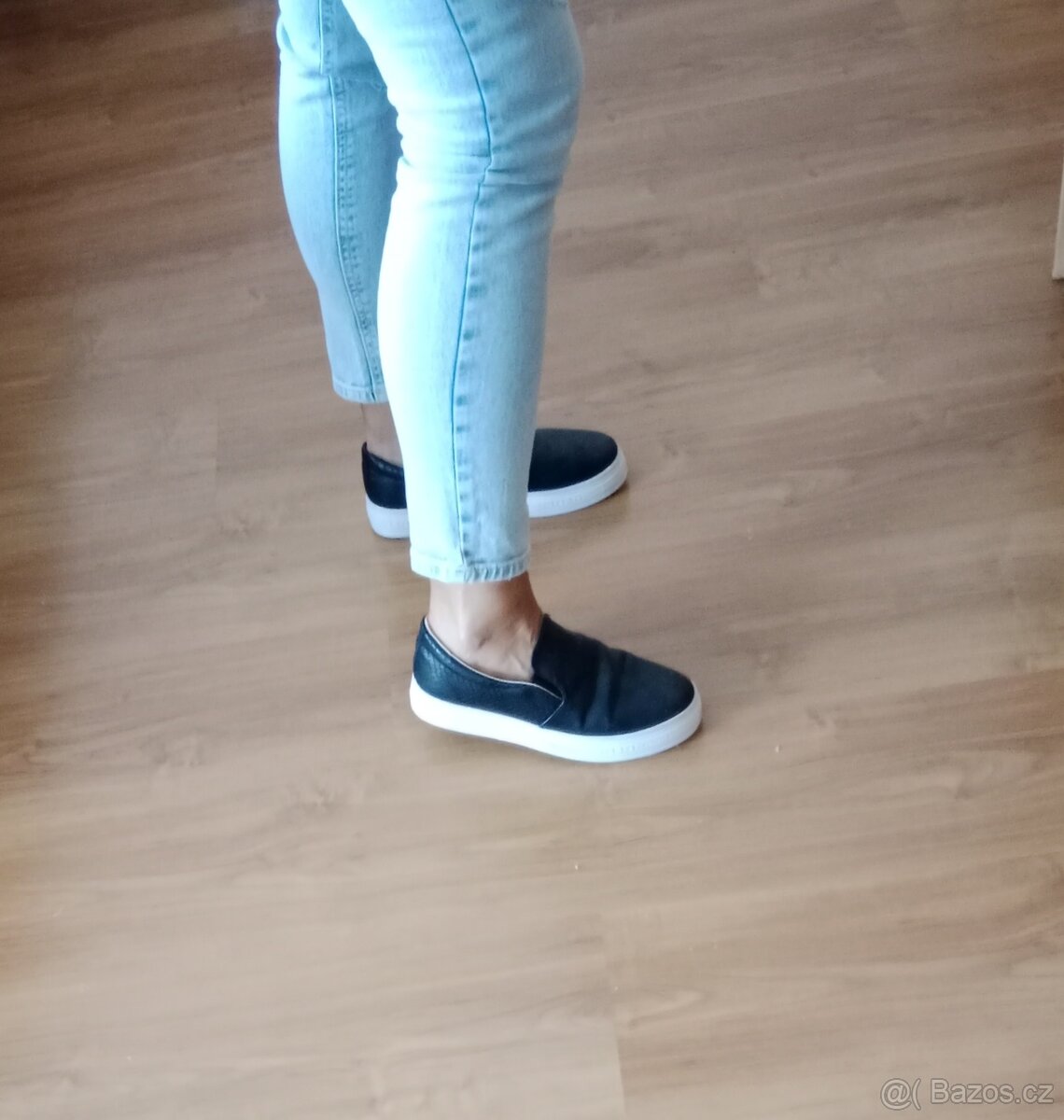 Tenisky