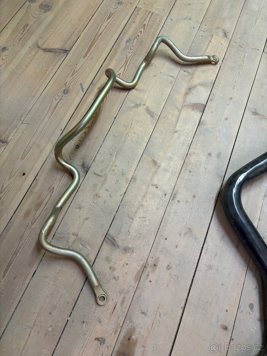 predni stabilizator 24mm na civic 5g / crx del sol
