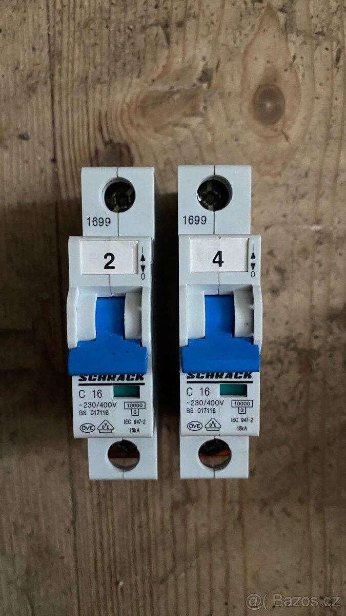 ✅ Jističe Schrack C16 / 1-pól / 16A / 10kA - 2 kusy