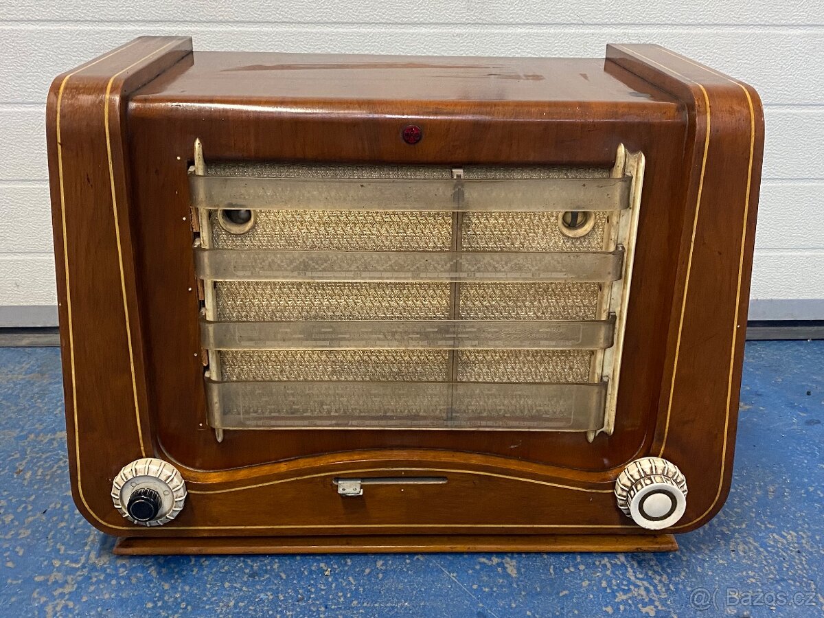 Staré rádio Tesla Máj 623 A