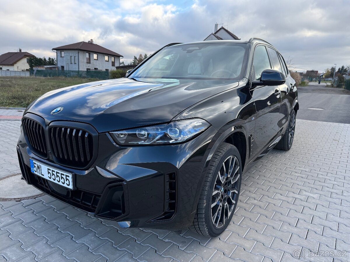 NEW X5 30d x-drive,M-PAKET,2025,11.000km,NOVÝ VŮZ,CZ,ZARUKA