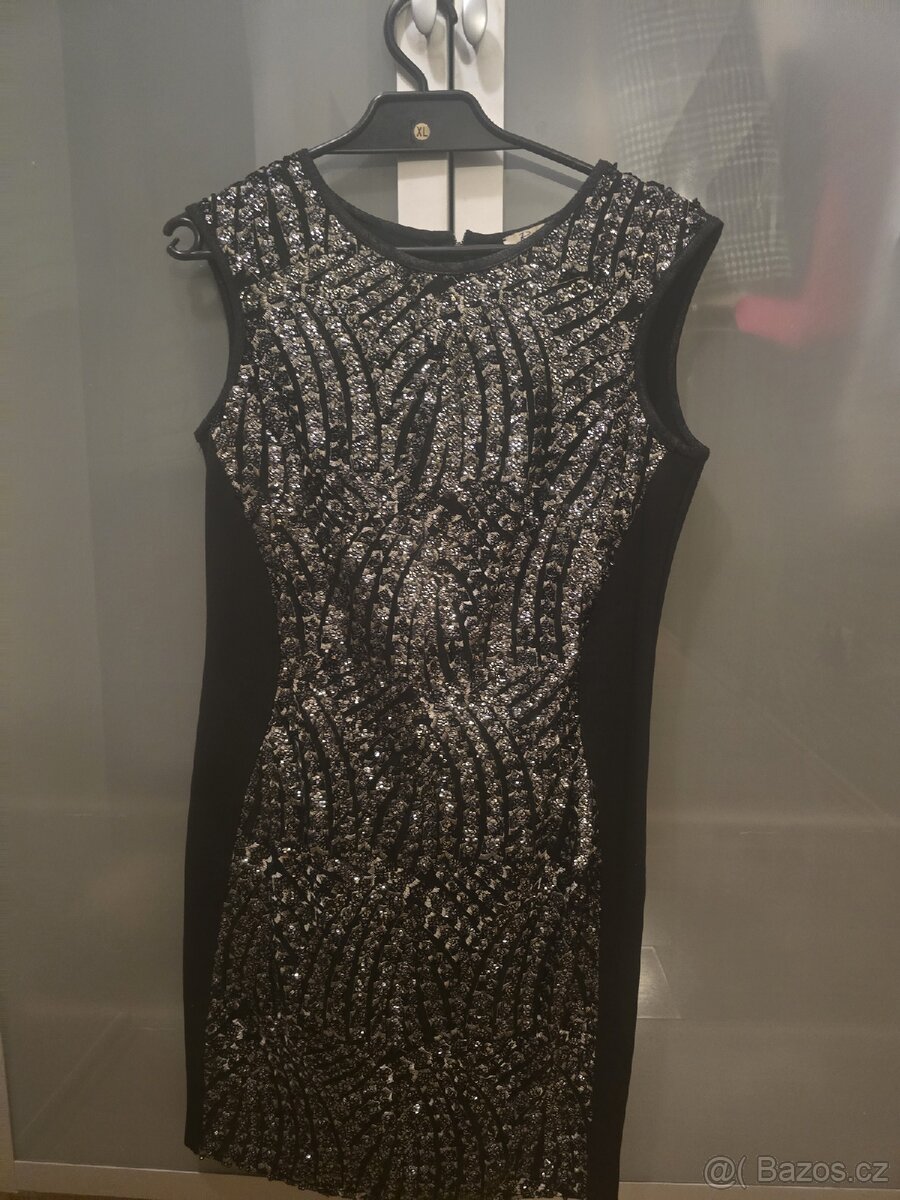 Dámské společenské šaty