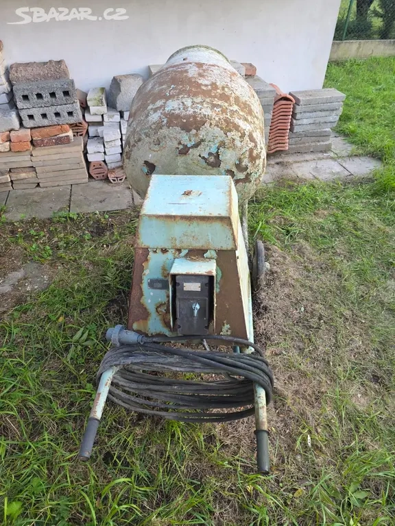 Stavební míchačka