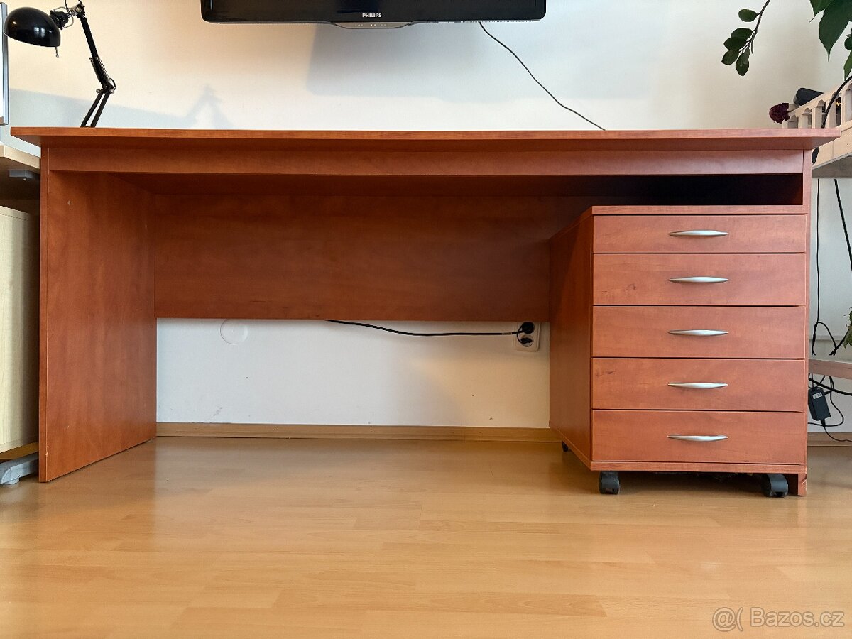 Kancelářský psací stůl 170x70 výška 77cm, vč. šuplíků