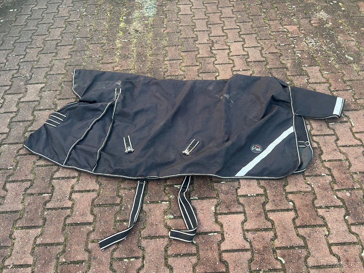 Vybehova deka hkm fleece highneck