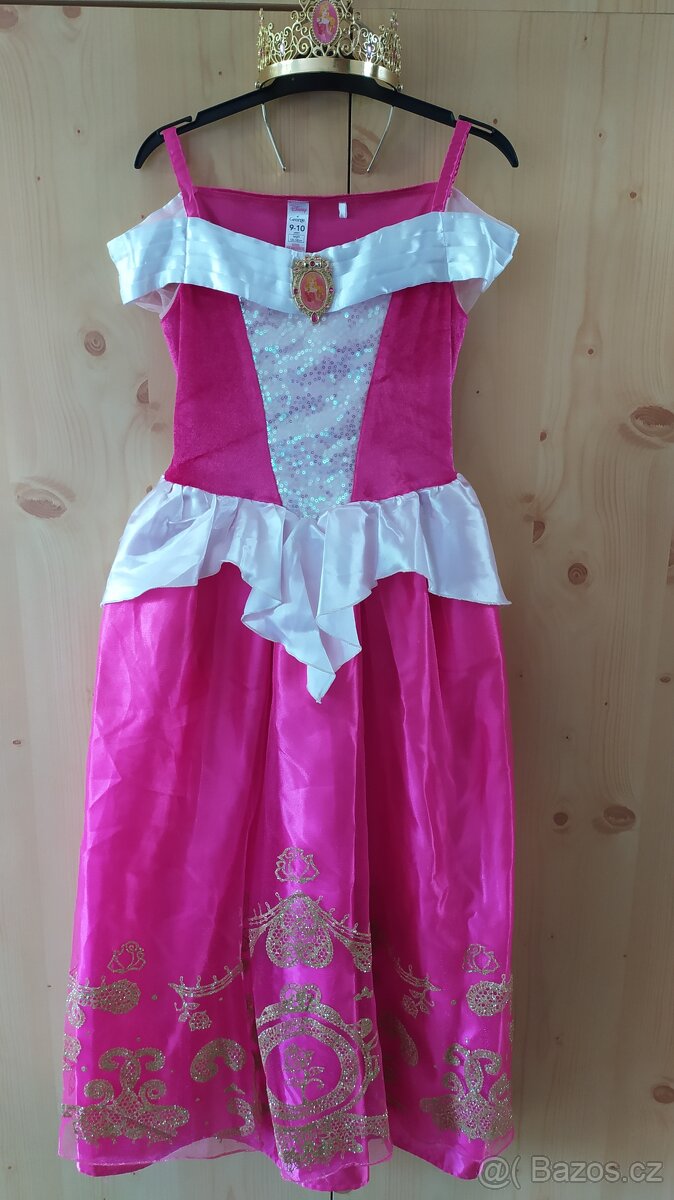 Šaty/ kostým Růženka zn. George vel 140