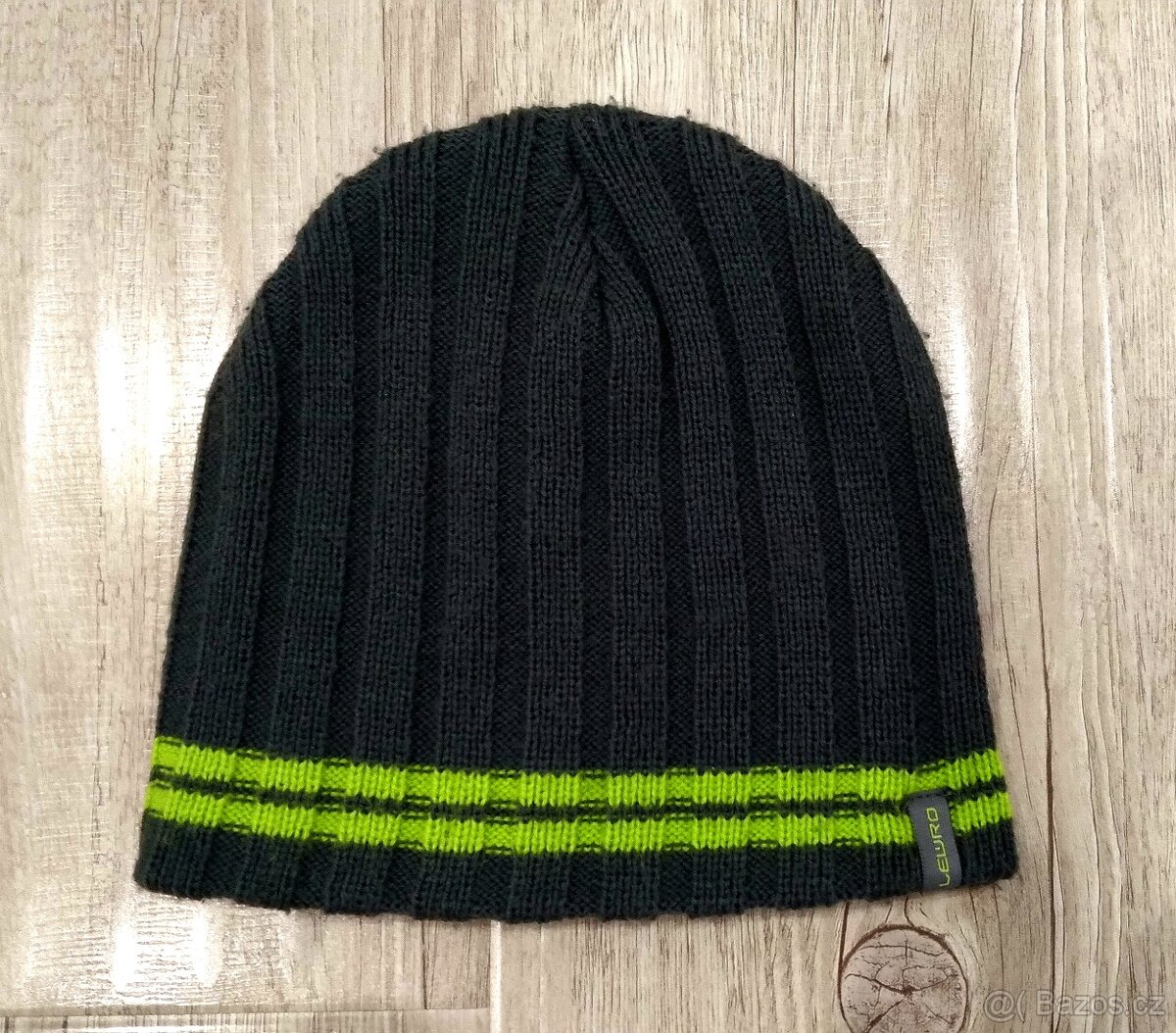 Zimní čepice zn.Lewro vel.10-12 let