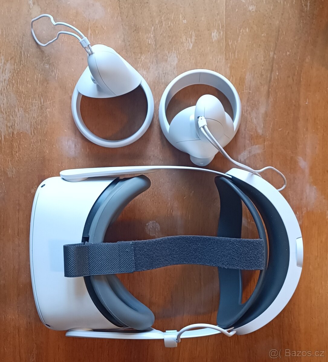 Oculus Quest 2 + Elite Strap + přídavná baterie