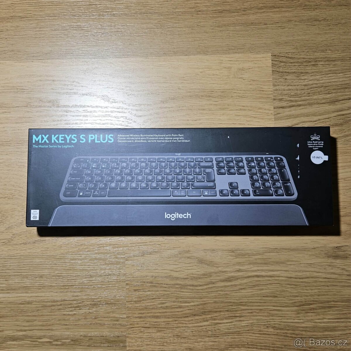 Logitech MX Keys S Plus s područkou