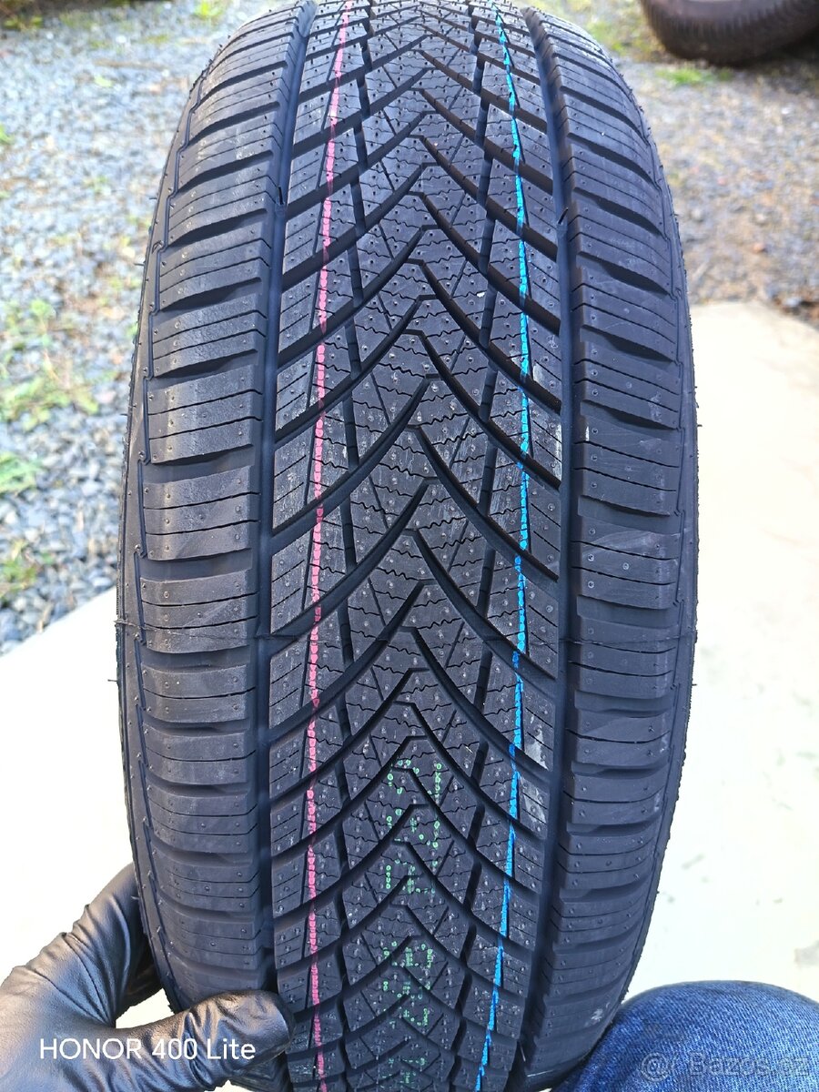 Pneu 195/60R15 Nové