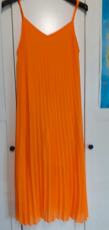 Šaty AMISU vel. L