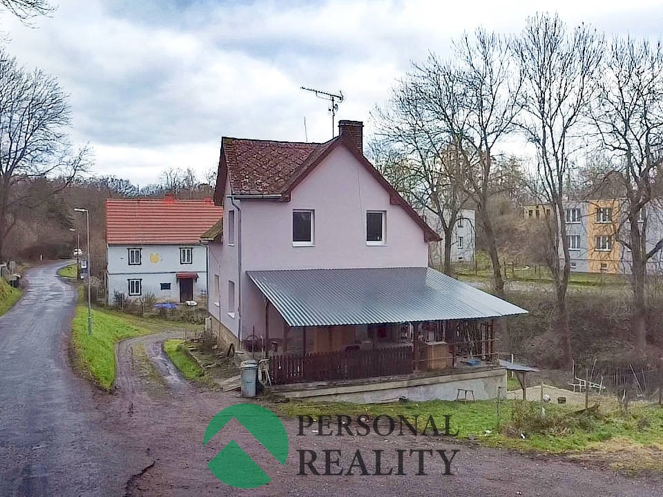 Prodej, rodinný dům, Úštěk - Kalovice, 562 m2, ev.č. 01885