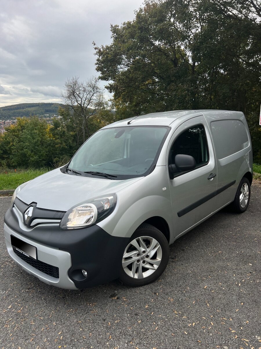 Renault Kangoo – Výborný stav – Sortimo regál