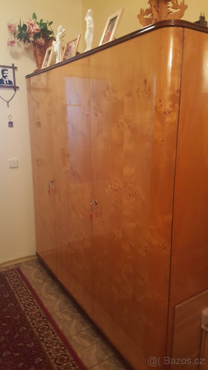 Masivní ložnice