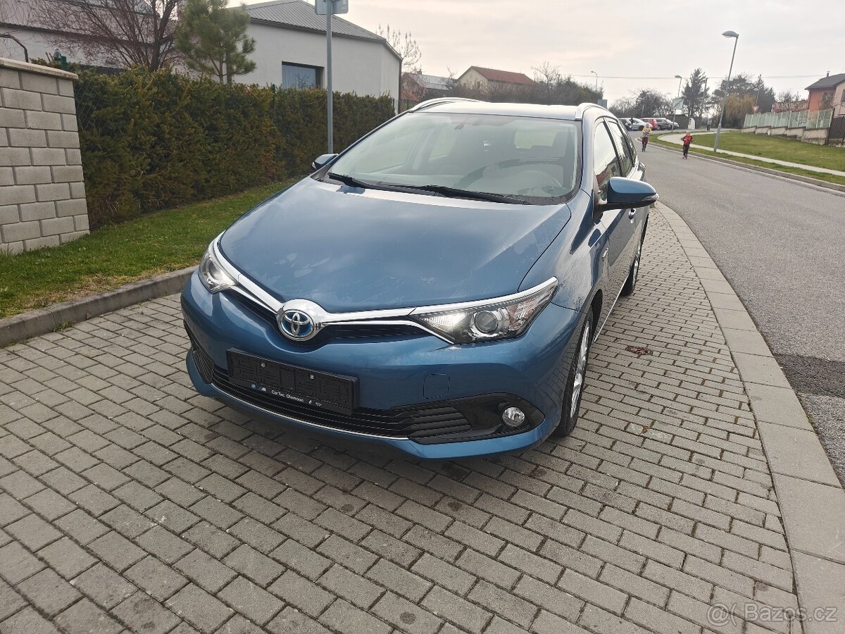 Toyota Auris TS 1,8 hybrid