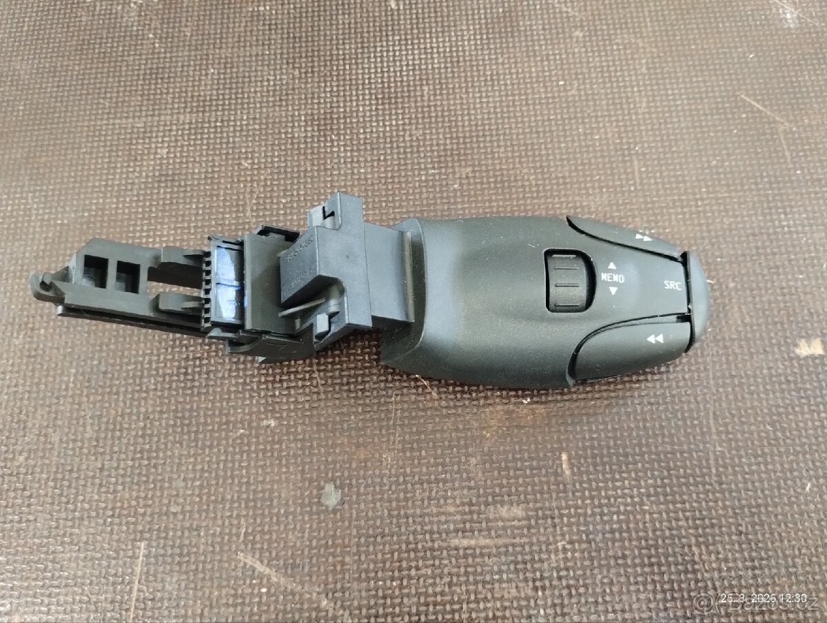 Páčka ovládání rádia Citroen, Peugeot