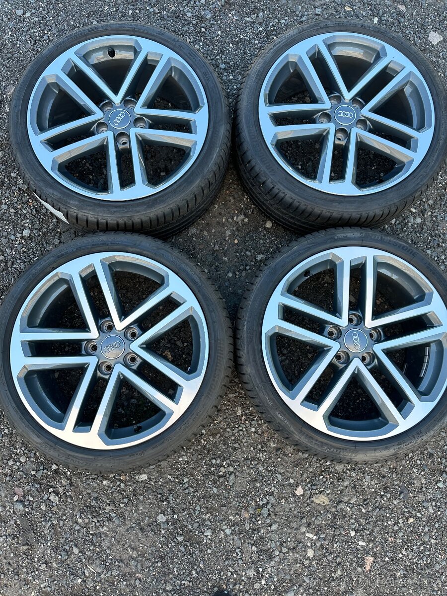 AUDI A3 - ZÁNOVNÍ LETNÍ SADA