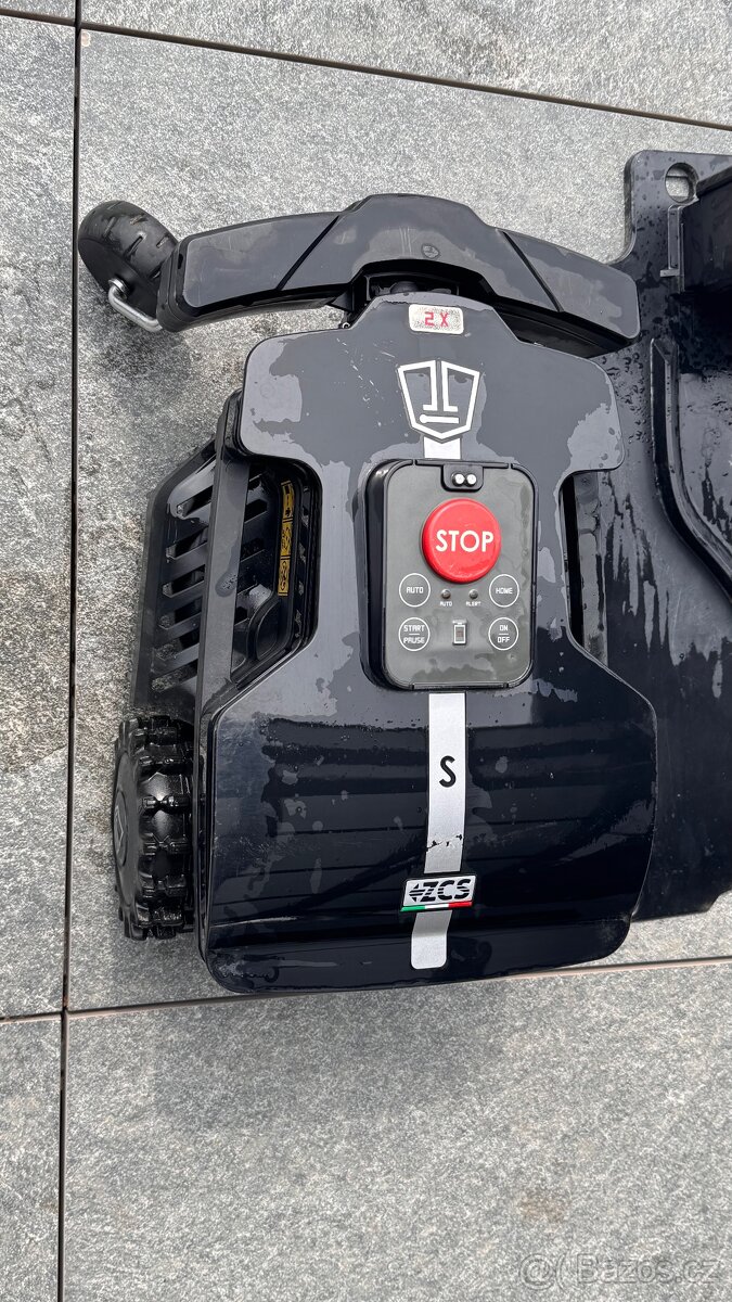 Robotická sekačka Techline SX2