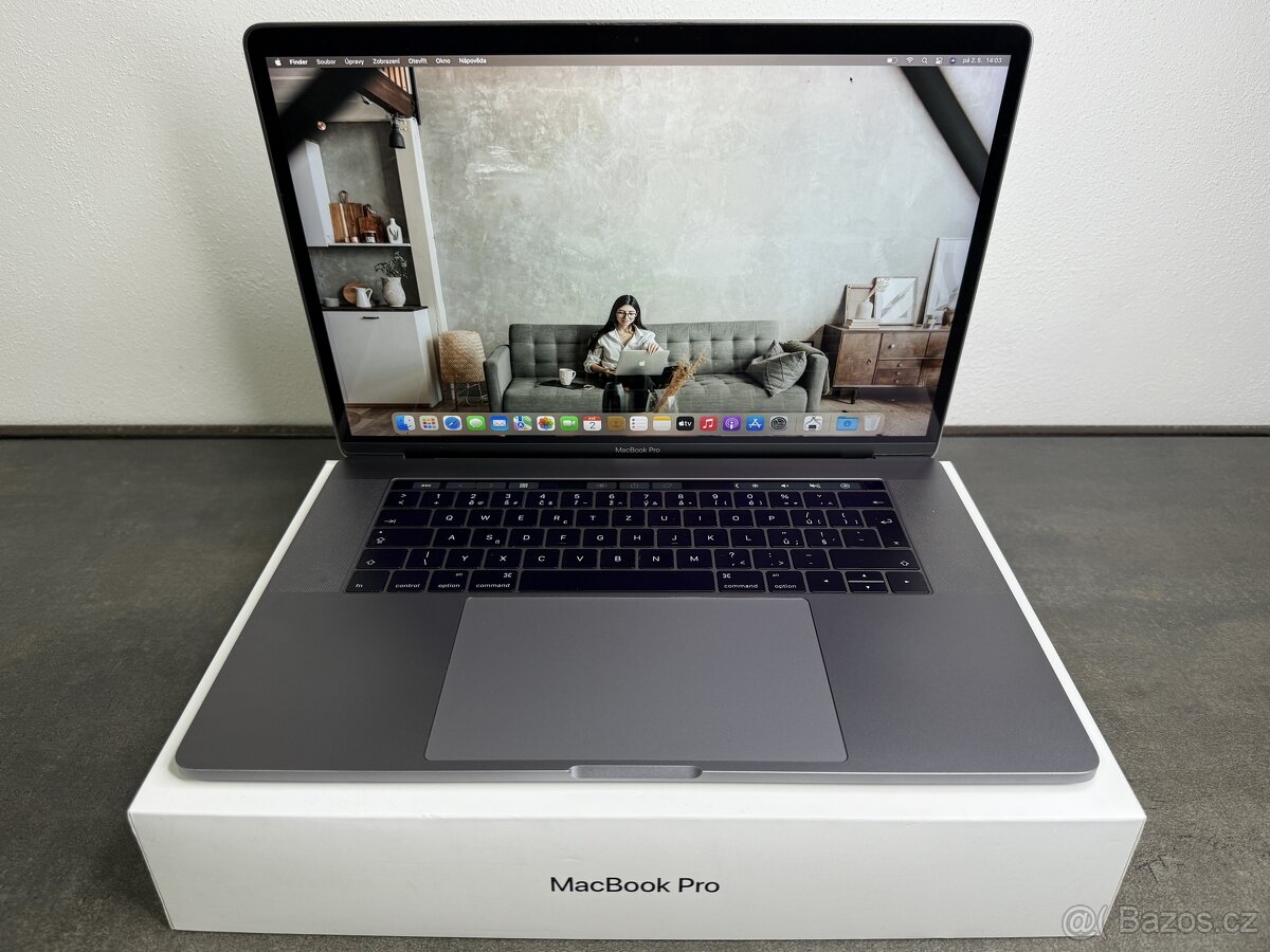MacBook Pro 15'' 2016 / i7 / 16GB / 512GB SSD / Space Gray