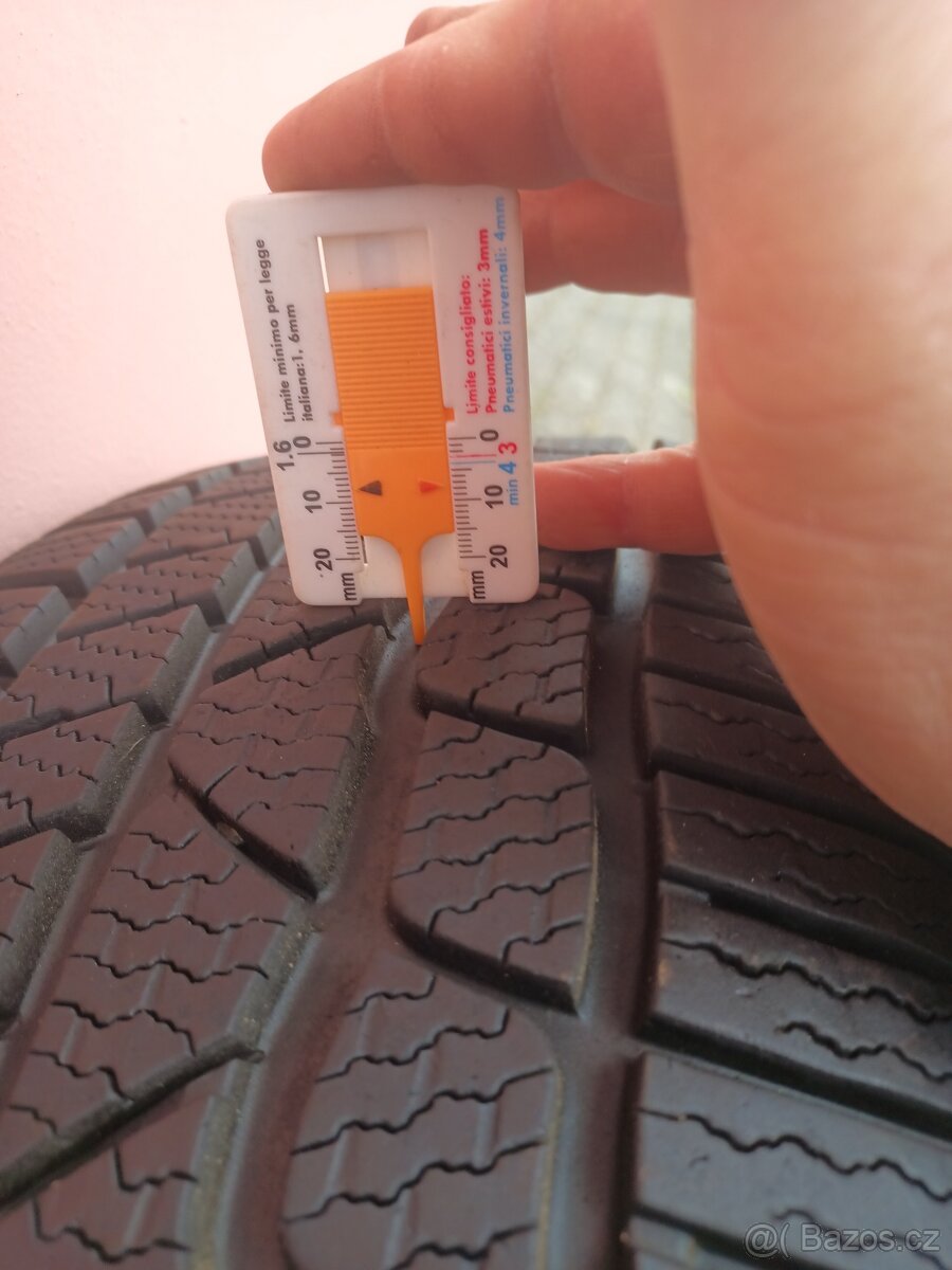 Zimní pneumatiky r 18