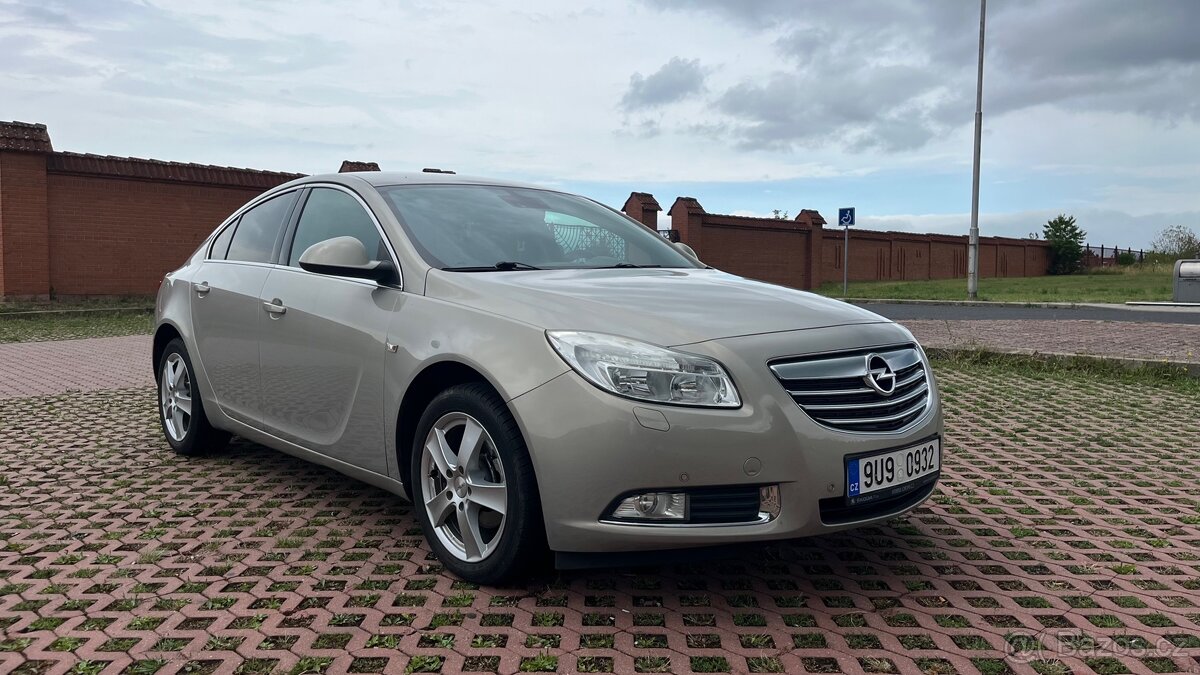 Opel Insignia 1.8 benzin