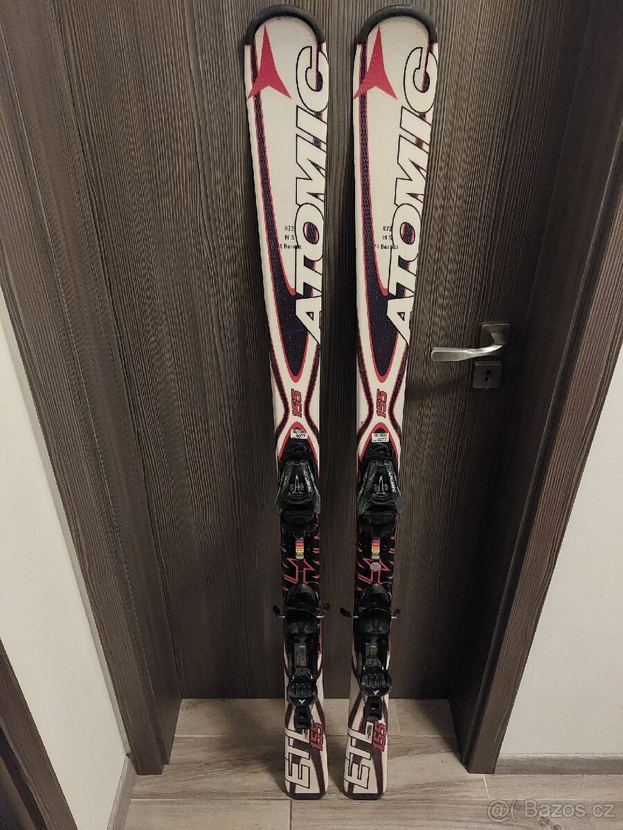 Lyže Atomic 155 cm