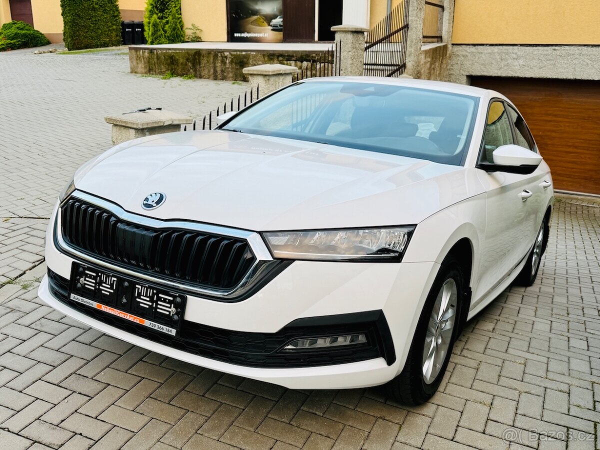 ŠKODA OCTAVIA IV 2,0TDi Koup.ČR,1.majitel,Vyhřívaný volant