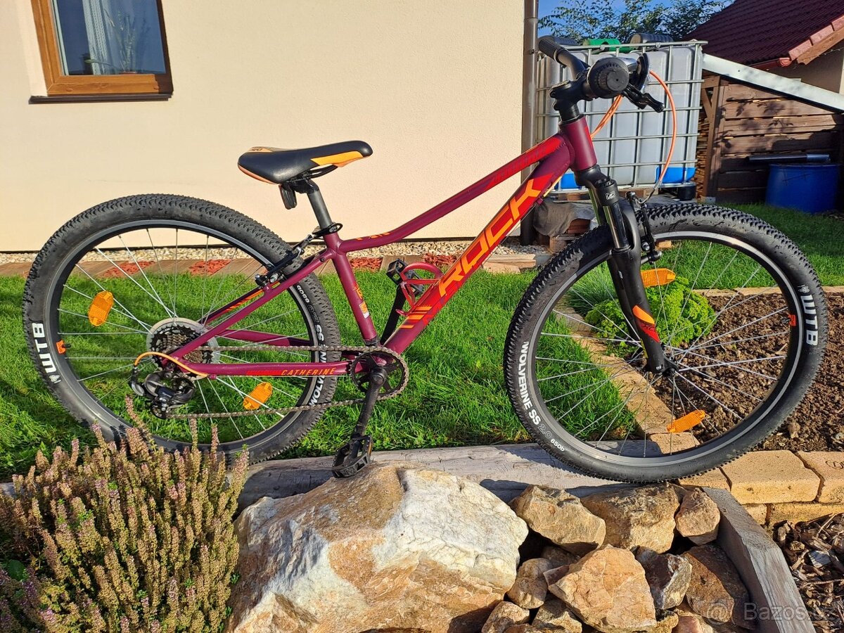 Rock Machine Catherine 24" TOP STAV