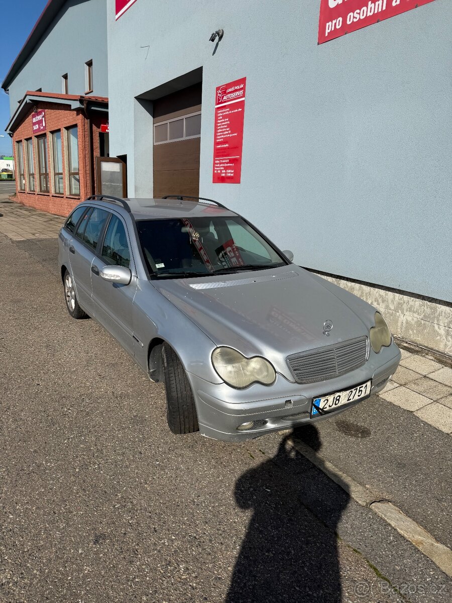 Mercedes Benz C220