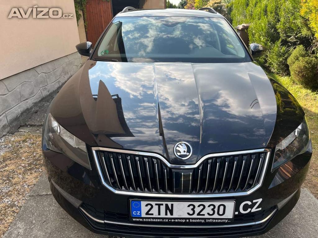 Škoda Superb 2,0 TDI DSG r.v. 2016 combi černé, tažné
