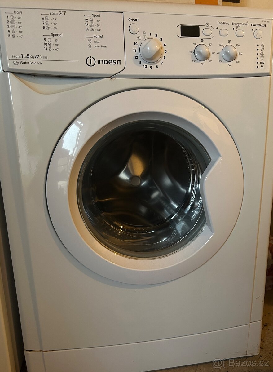 Pračka Indesit