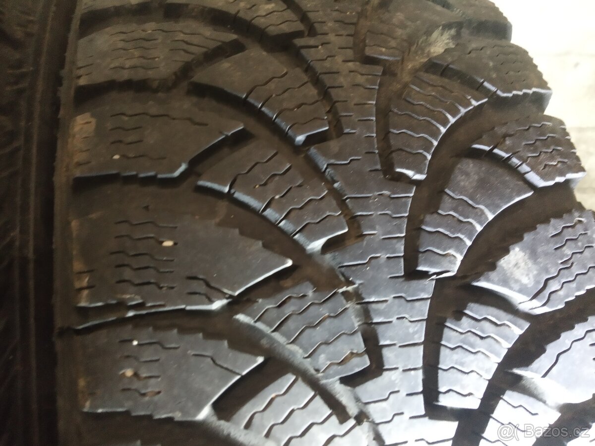 Zimní 185/60/14 185/60 R14