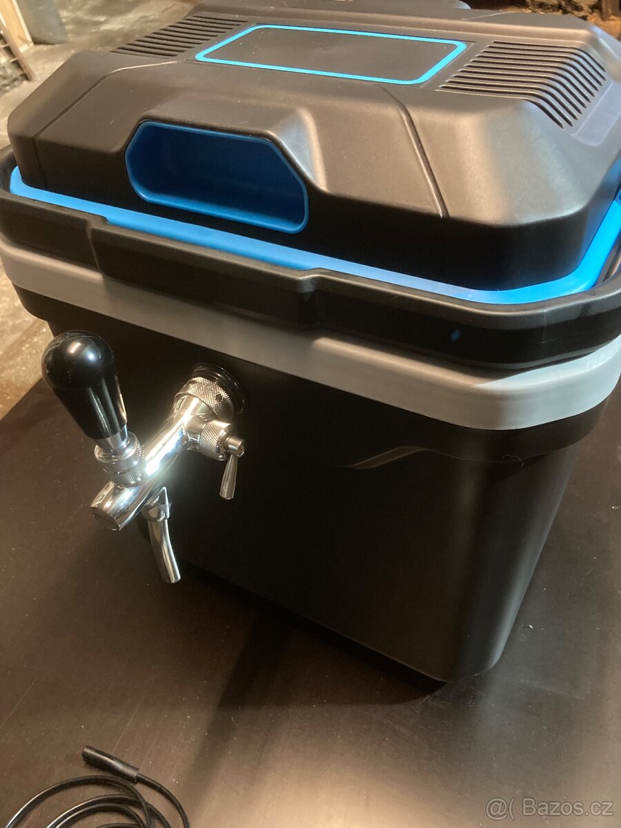 Mini kegerator