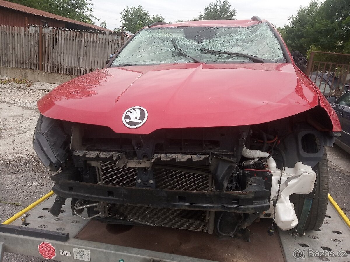 Škoda Karoq 1.5 TFSi, r.v.8/2020