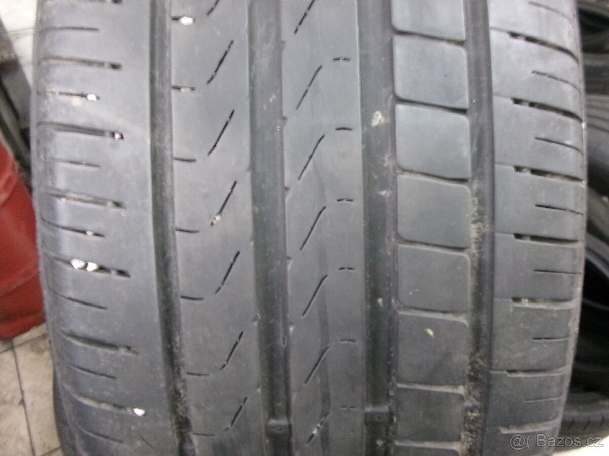 225/45/17 BRIDGESTONE (4,5mm) č.14336