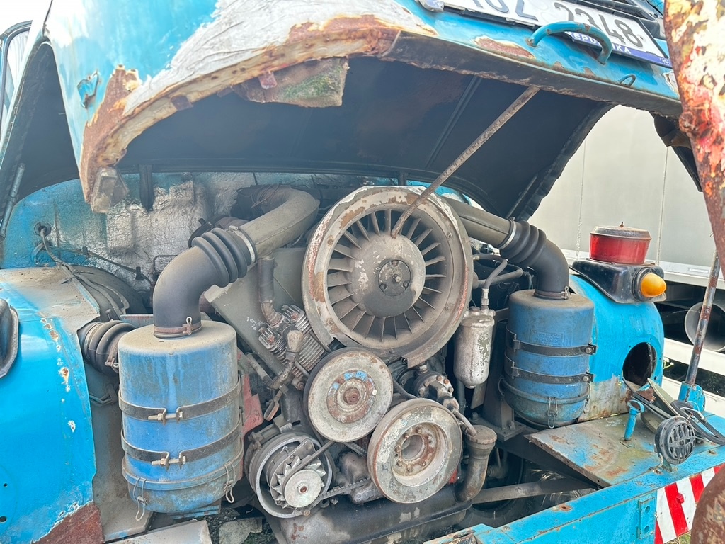 motor Tatra T148 8V